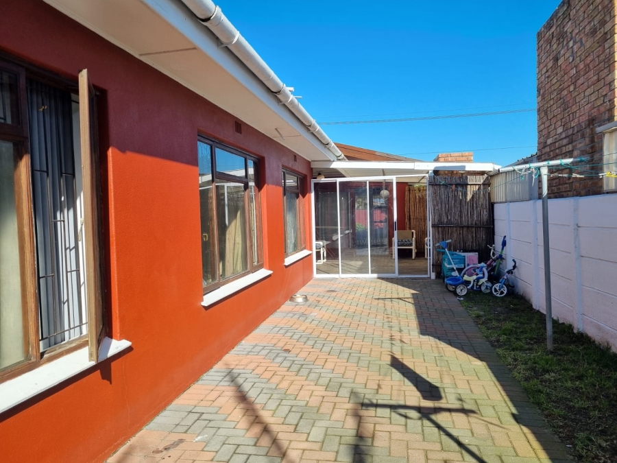 4 Bedroom Property for Sale in Vasco Estate Western Cape